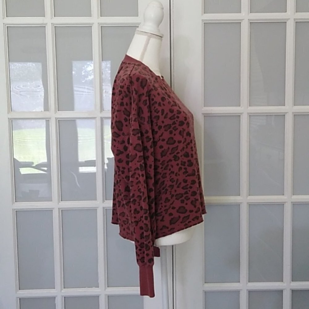Sundry Leopard Drapey Sweatshirt Maroon - Picture 2 of 15